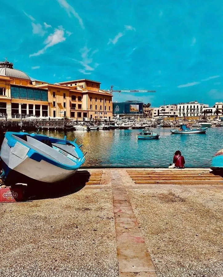 Casa Della Luna Bari